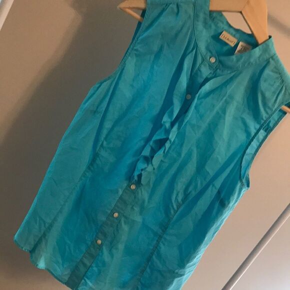 LL Bean Ruffle Front Sleeveless Blouse -Size Large - Picture 1 of 5